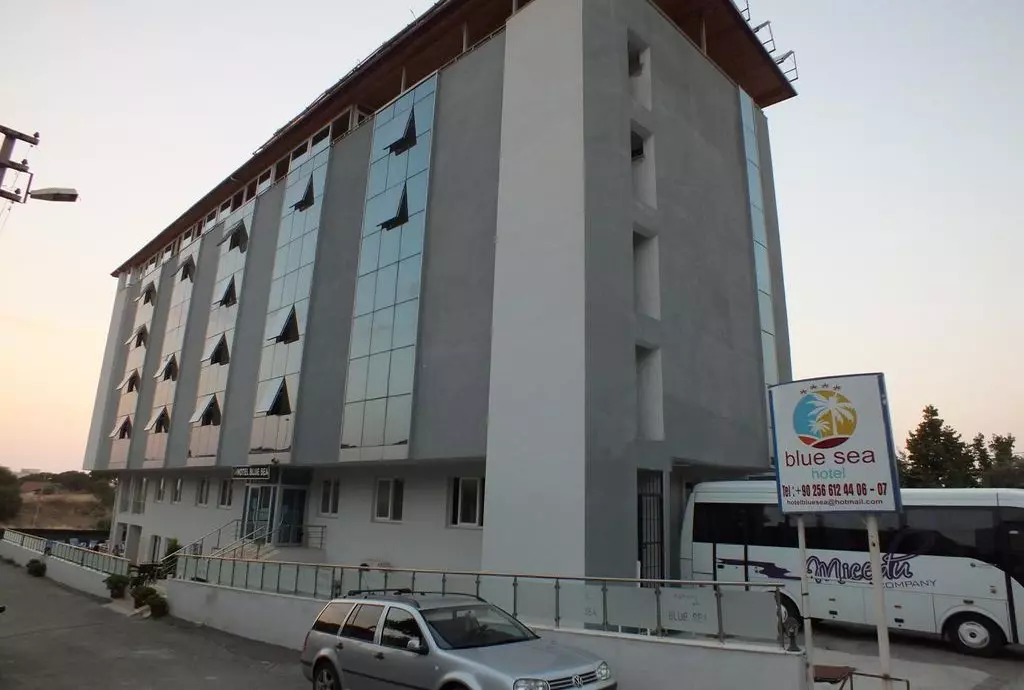 hotel blue sea kusadasi_shabavizparvaz_11.jpg